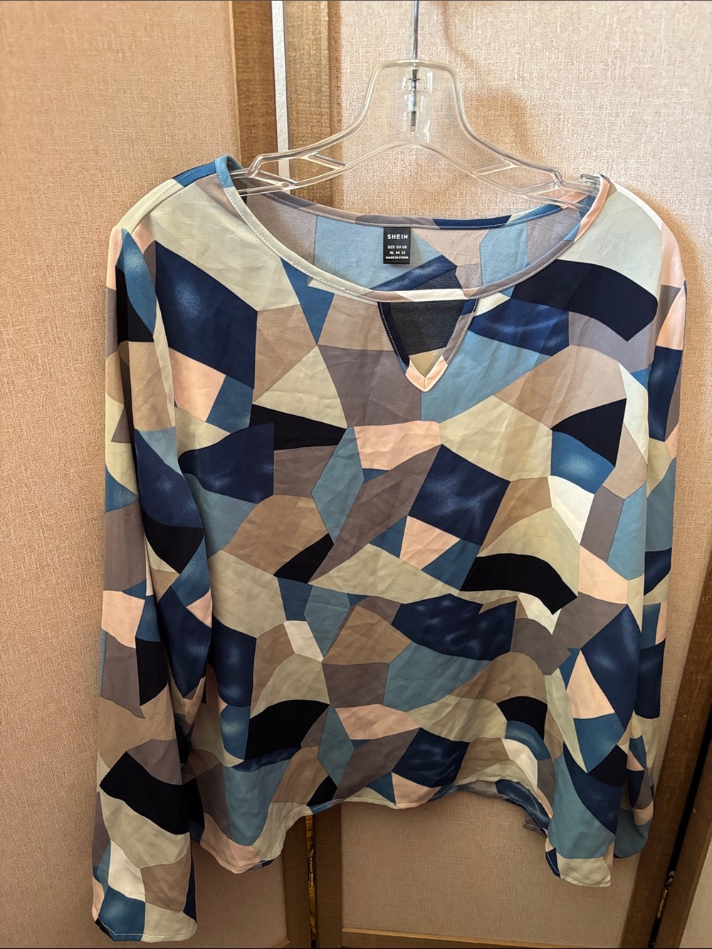 SHEIN Blue Multi Geometric Keyhole Long-Sleeve Blouse XL